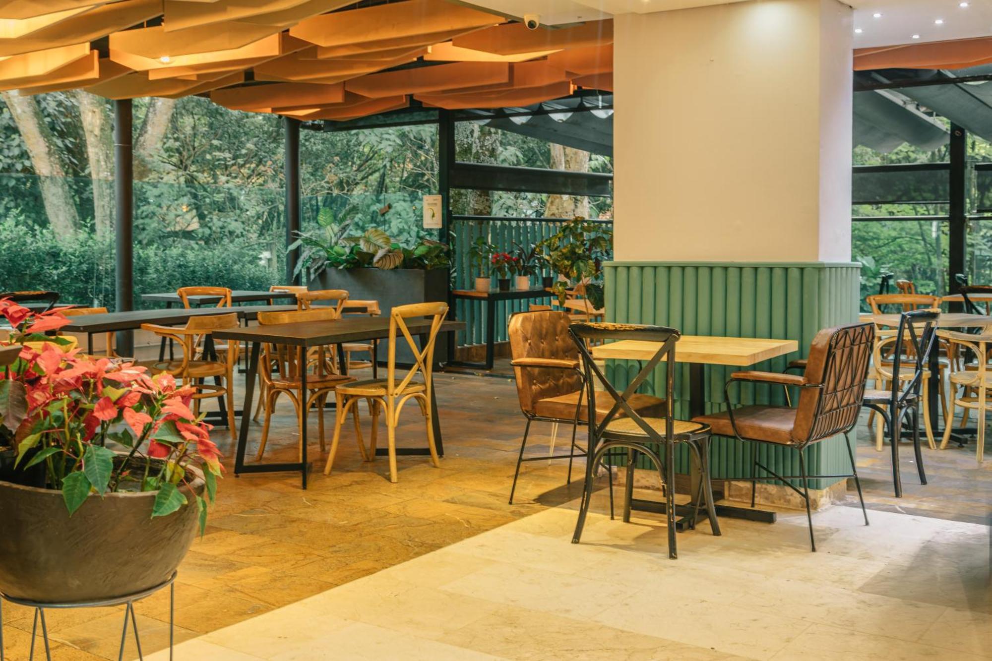Cafe Hotel Medellín Exteriör bild